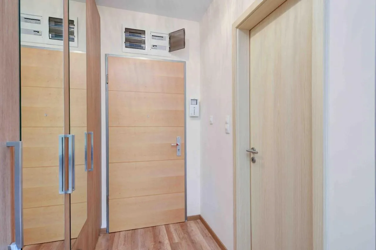 Madarhegy Apartment With Garden Buda Side Budapest Hungary