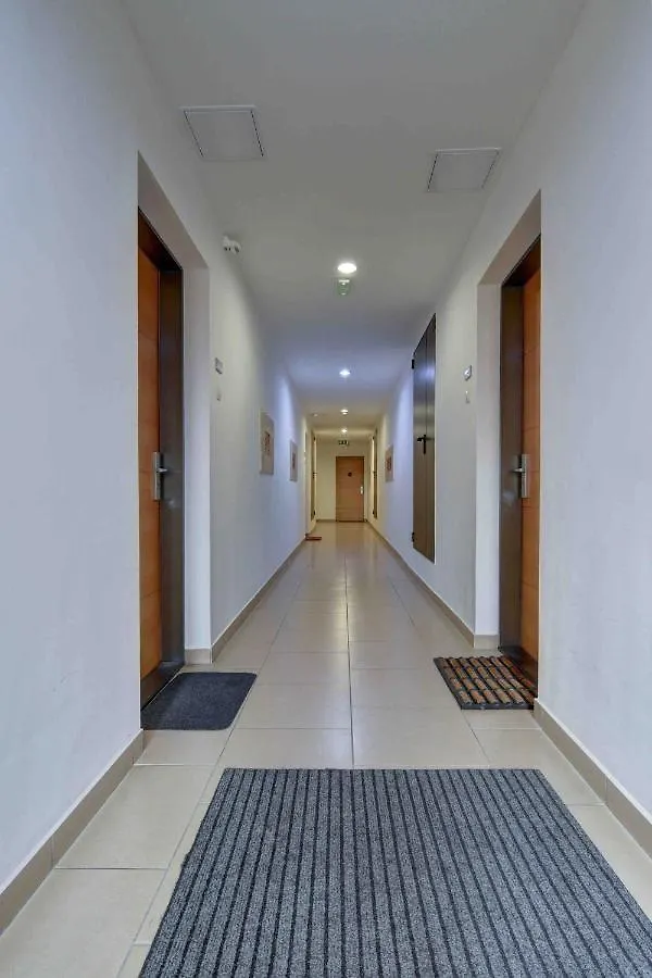 Madarhegy Apartment With Garden Buda Side Budapest