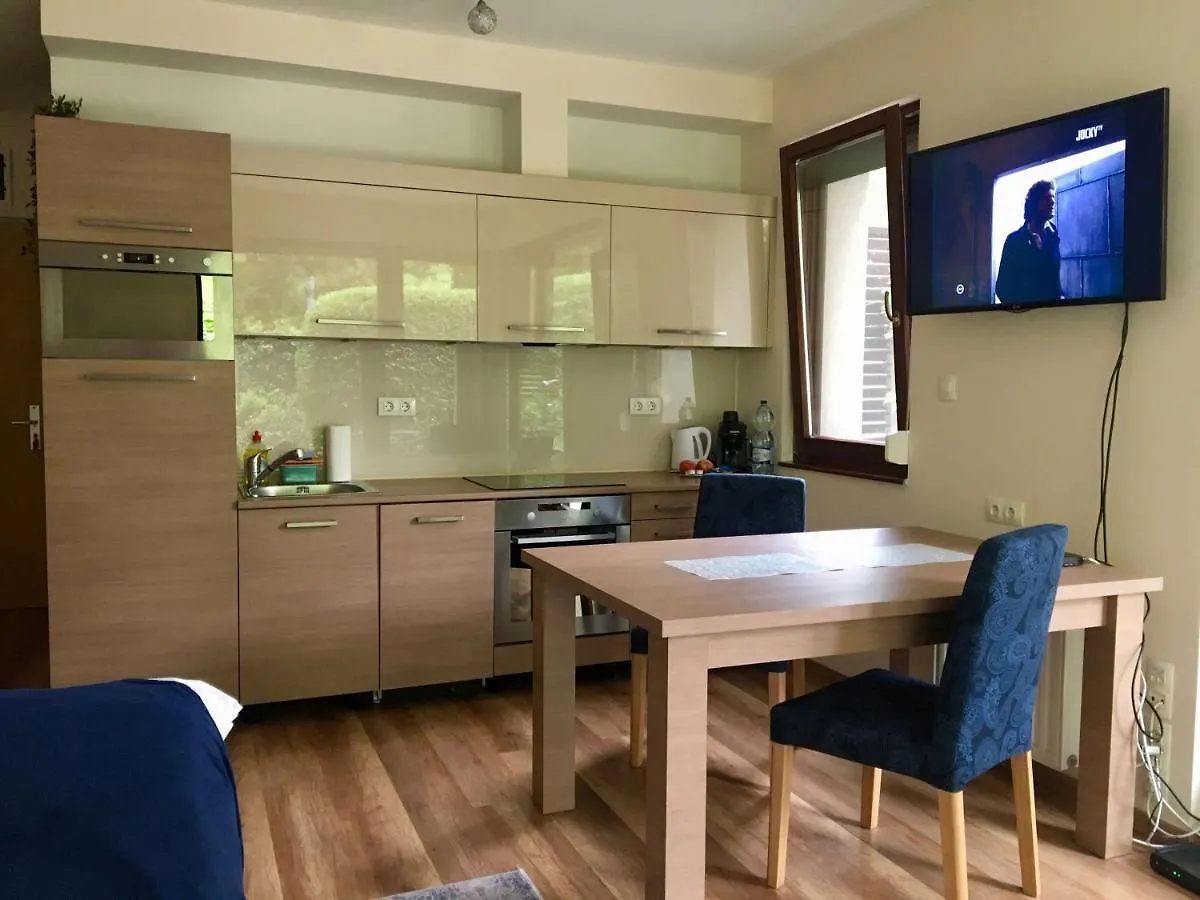 Madarhegy Apartment With Garden Buda Side Budapest
